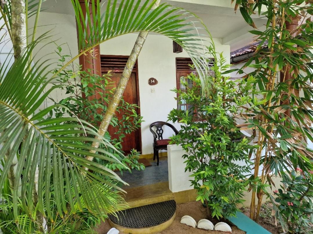 Panorama Beach Hotel Tangalle Exteriér fotografie