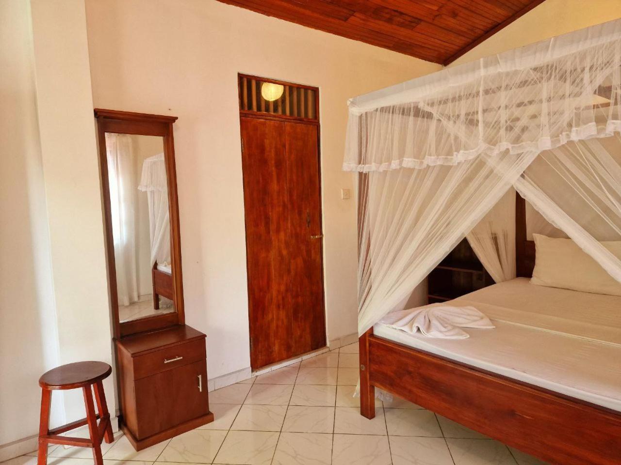 Panorama Beach Hotel Tangalle Exteriér fotografie